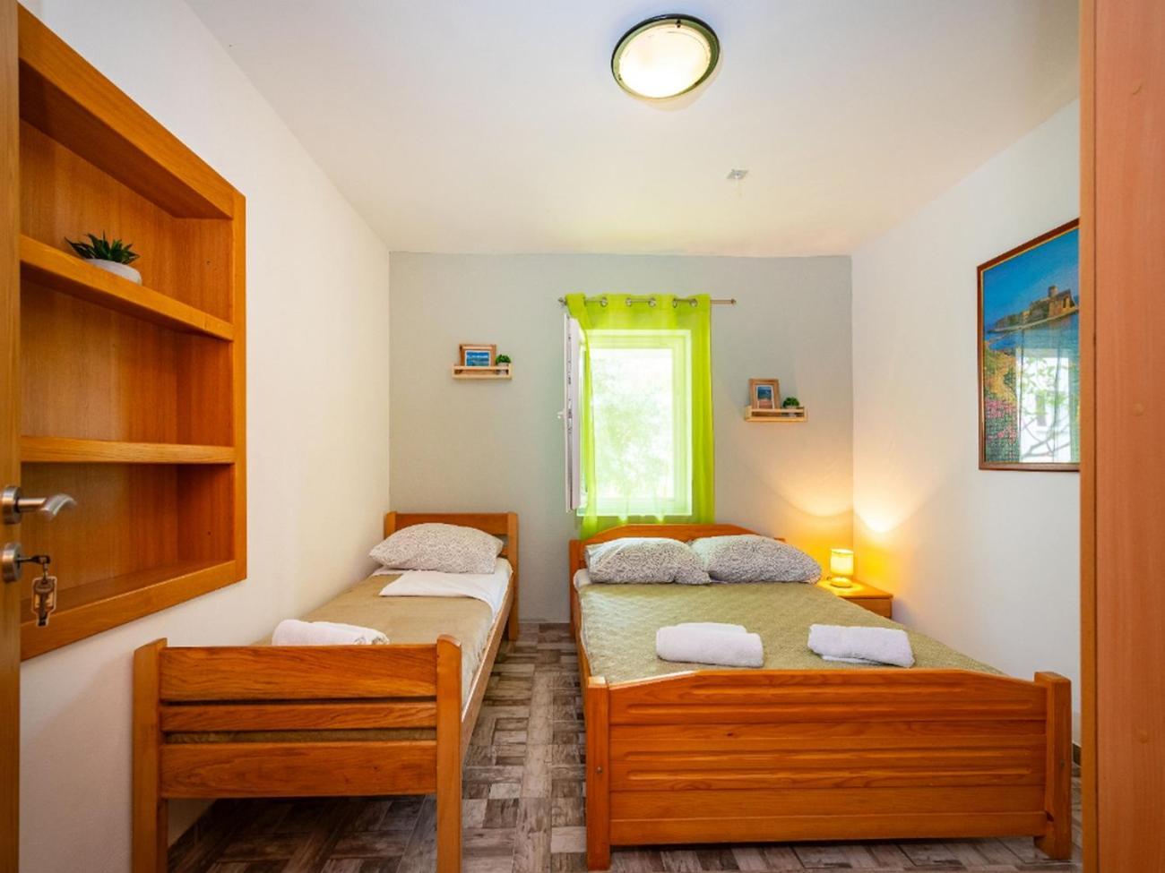 Apartments With A Parking Space Nin, Zadar - 10414 エクステリア 写真